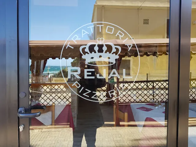 Rejal ➡️ M Pizza