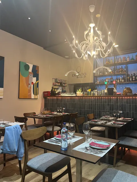 DizTinto Restaurant Wine Bar