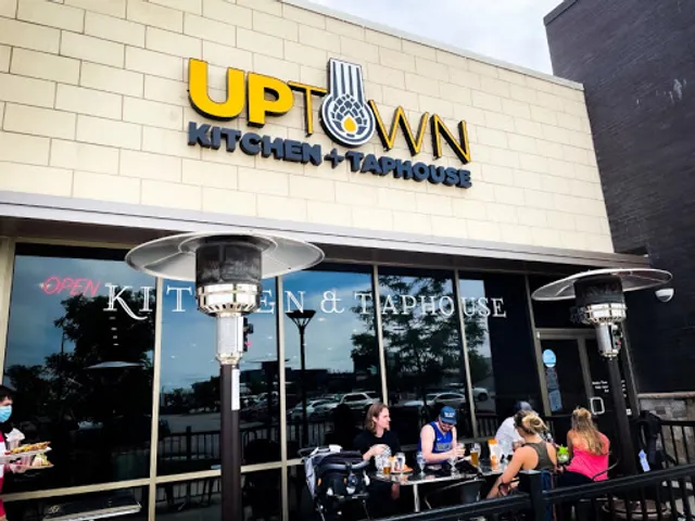 Uptown Kitchen + Taphouse