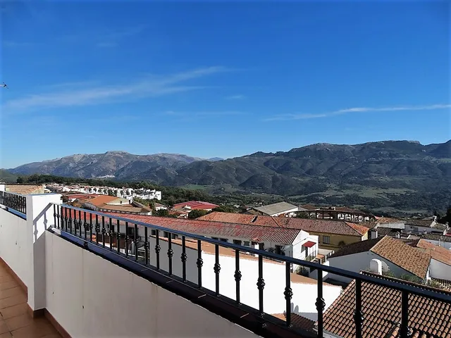 Casa Rural Apartamentos Quercus en Cortes de la Frontera