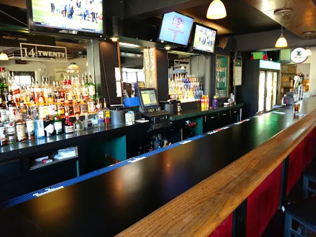 14 Twenty Bar & Pizza