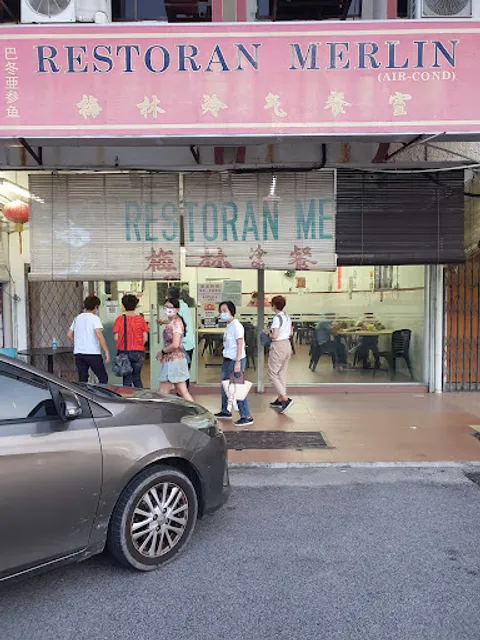 Merlin Asam Fish Restaurant • Muar