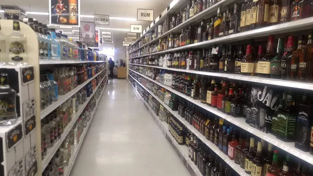 Plaza Discount Liquors