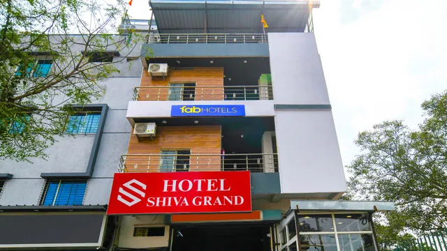 FabHotel Shiva Grand