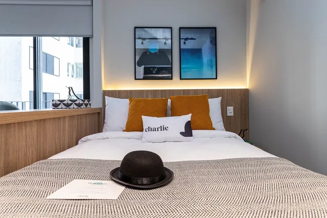 Stay Charlie - Charlie Pamplona