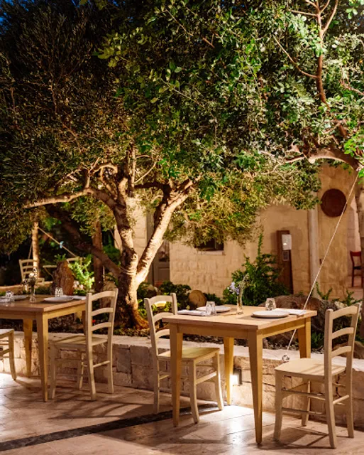 Maestro traditional restaurant