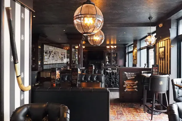 Au Bureau - Pub et Brasserie