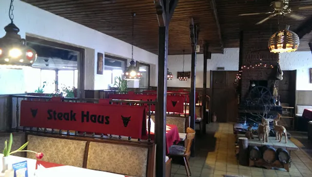 Restaurant und Steak-Haus "Am Kamin"
