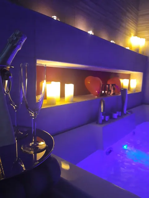 Nido di Roma Suite - Notte Romantica - Idromassaggio in camera (CIN: IT058091C2LUFKPZWY)