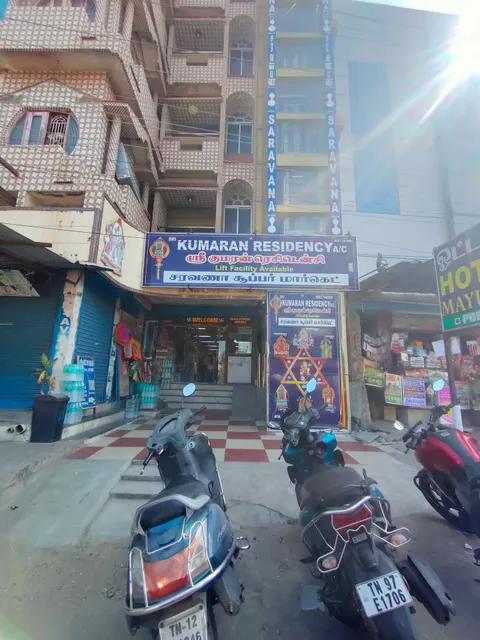 OYO 63035 Hotel Sri Kumaran Lodge