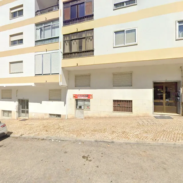 Indian pizza & kebab house