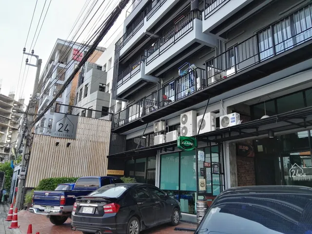 The 24th Residence ซอย 24