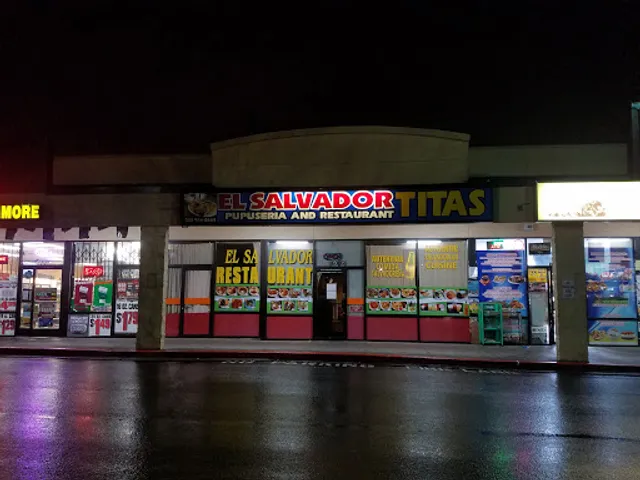 El Salvador Pupuseria Tita's