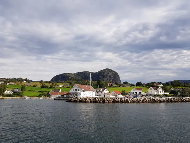 Lysefjorden Marina