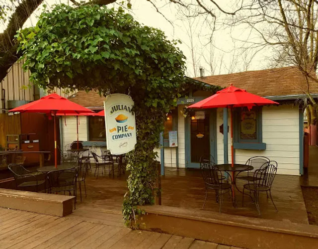 Julian Pie Company