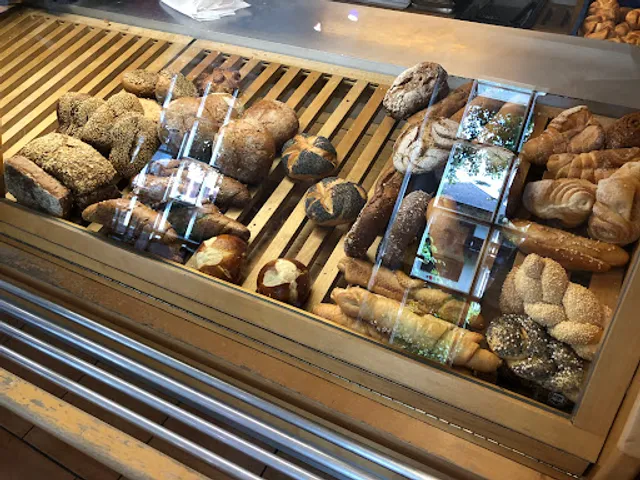 Holztrattner Bäckerei Gmbh & Co Kg