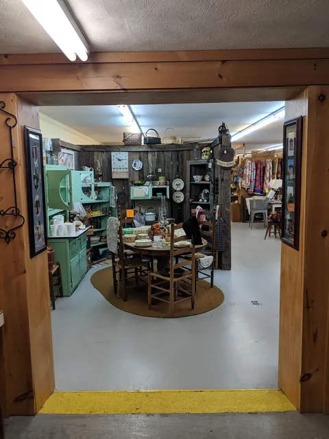 Wears Valley Antiques & Crafts