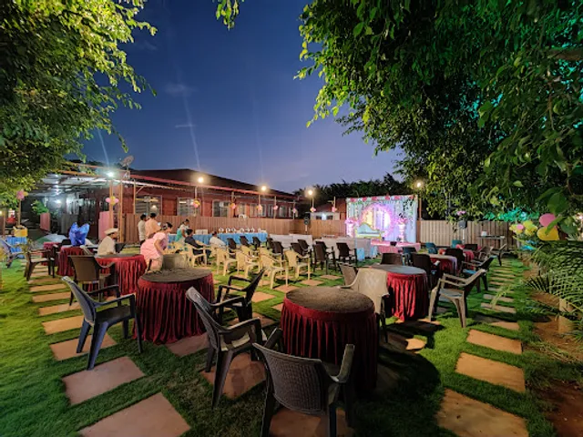 Hotel Sarja Executive Restaurant & Bar