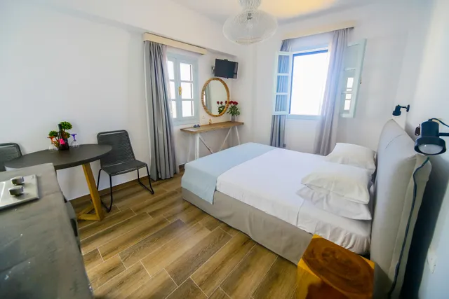 St. Paul's Bay View Suites