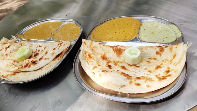 The Fast Food (Parota Point)