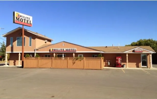 Twilite Motel & RV Park