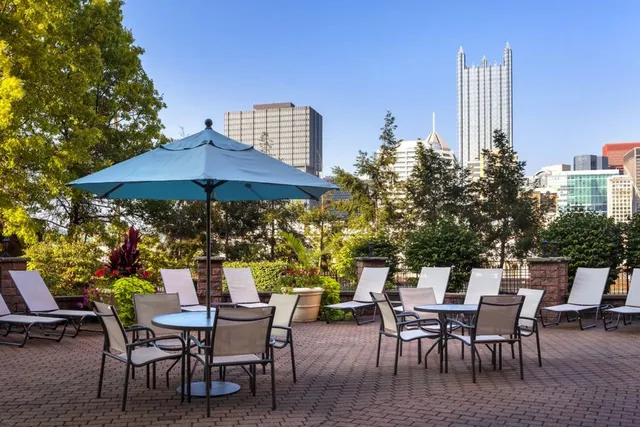 Sheraton Pittsburgh Hotel at Station Square