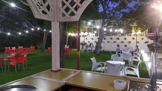 Restaurante La Piscina