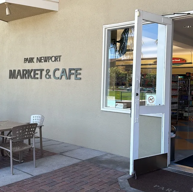 Park Newport Market Liquor & Cafe