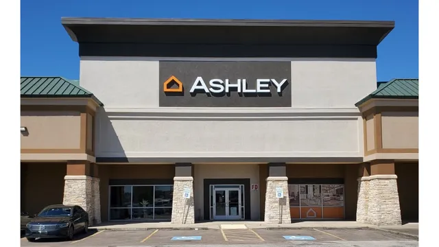 Ashley Store