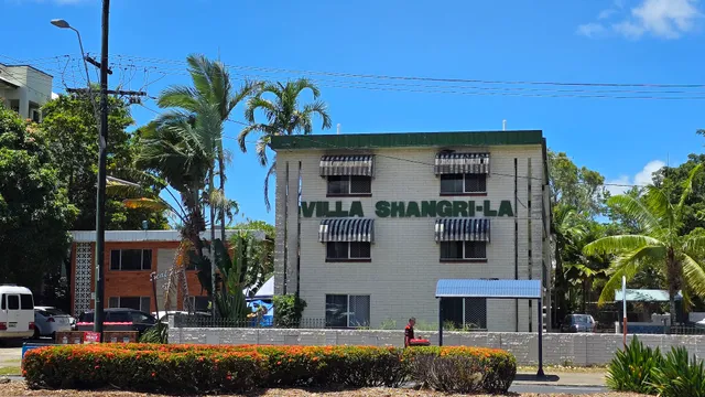 Villa Shangri-La Holiday Units