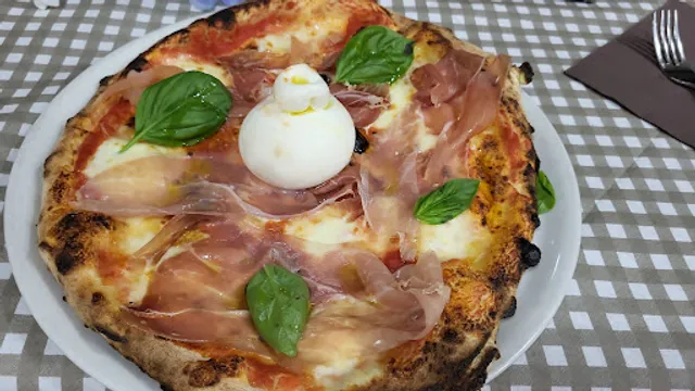 Questa Pazza Pazza Pizza