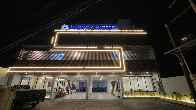 Lucky Hotel Purwodadi