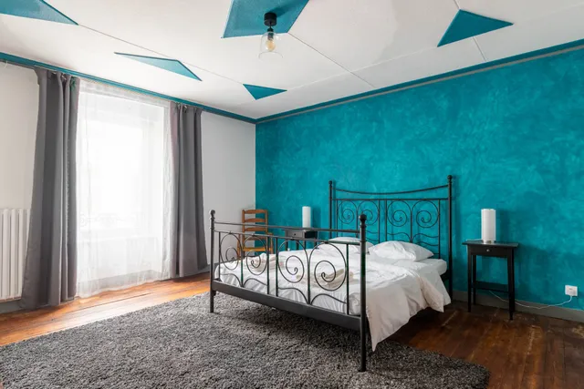 La Maison Qui Ronronnne