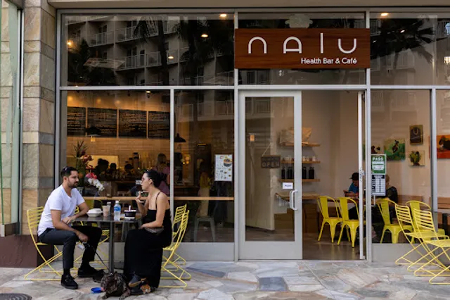 Nalu Health Bar & Cafe