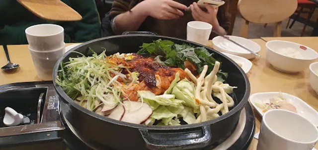 박가부대 신설동역점 (Budae Jjigae)