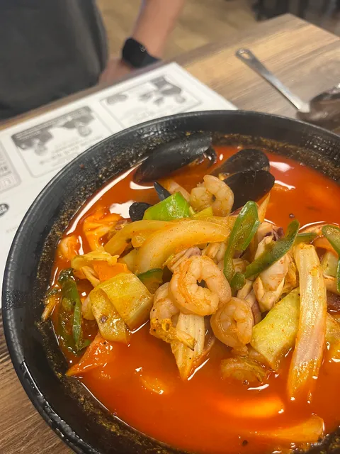 Hong Ban Jang | 홍반장 스와니 | Korean & Chinese Restaurant | 홍반장