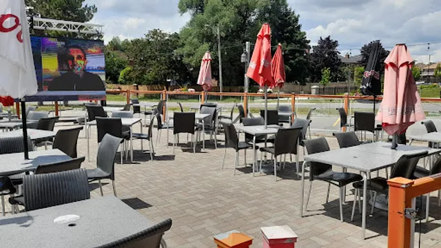 St. Louis Bar & Grill