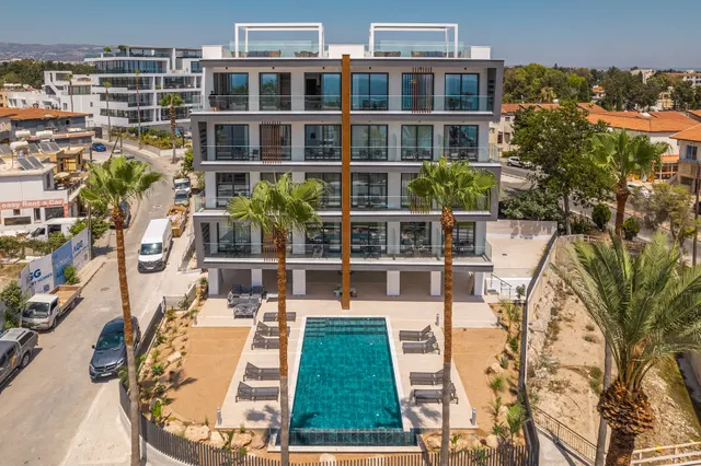 Waterside Sea View Apartments