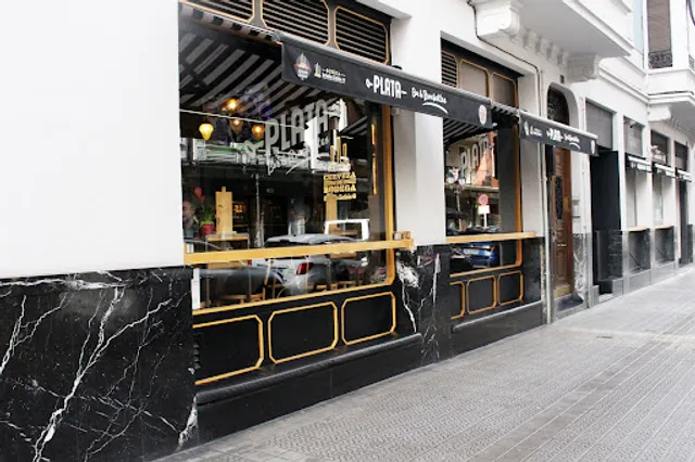 Bar Plata & Brochettes | Bar de Pintxos