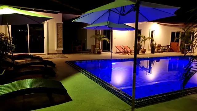 ที่พักบ้านเพ