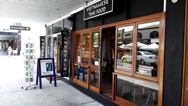 Nam Yeng Vietnamese Thai Food