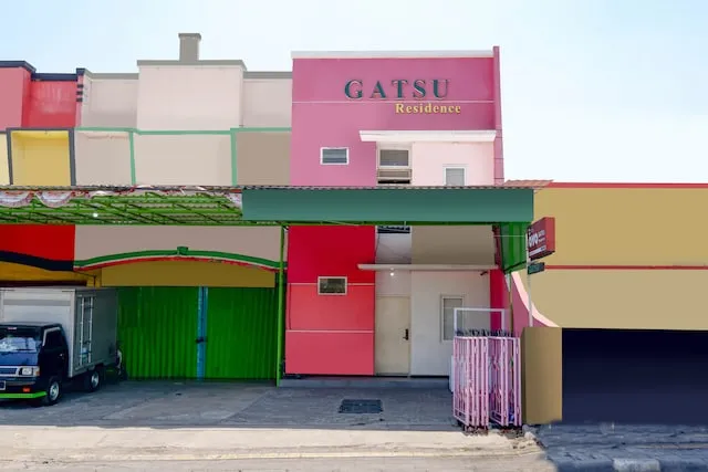 OYO 1815 Gatsu Residence