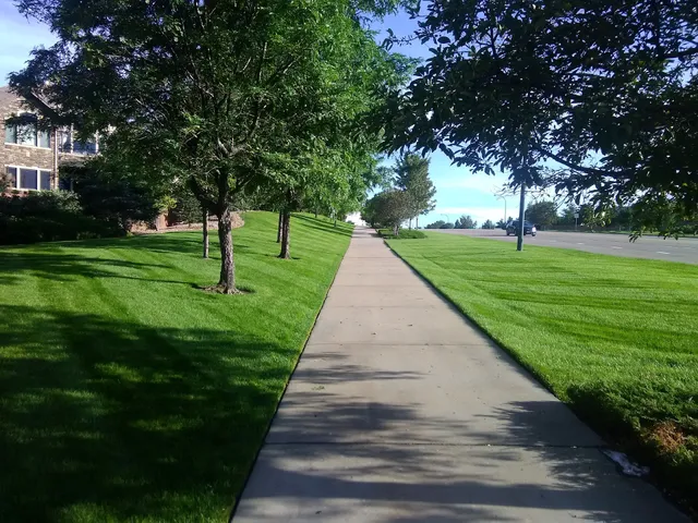 Stratford Lakes Park