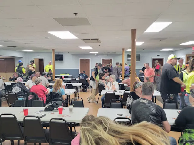 EJ's Bar & Bottle Shop