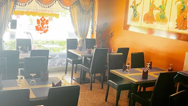 Restaurant Khana Khazana