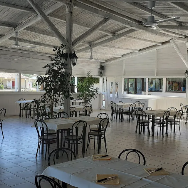 Oasis Sport a Pescia Romana