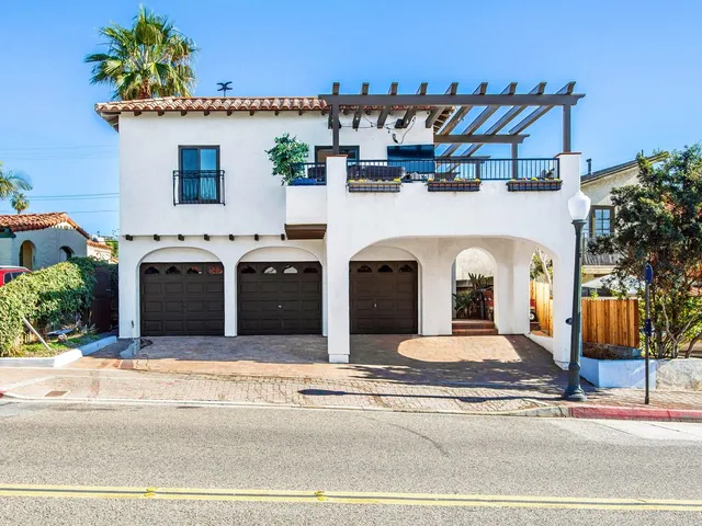 Staying With Friends Vacation Rentals