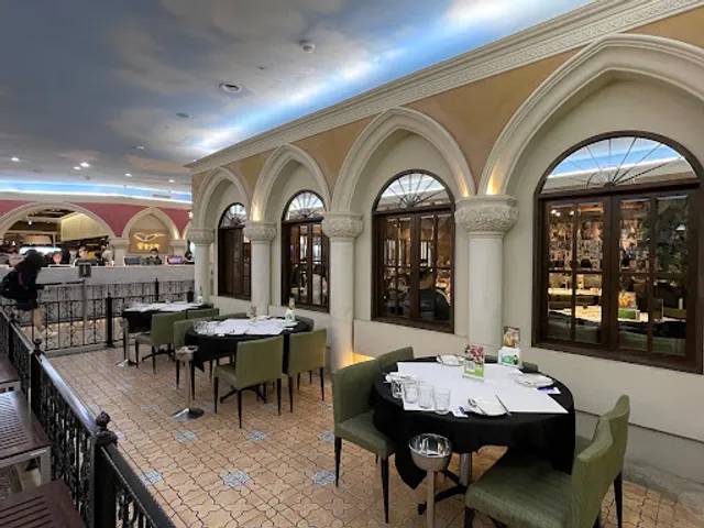 Very Thai Restaurant