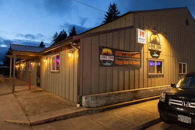 Long Tom Bar & Grill