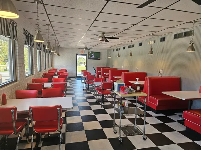 The Corners Burgers ‘N Shakes